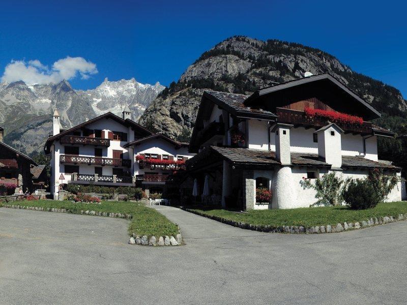 Hotel Del Viale Courmayeur Exterior foto